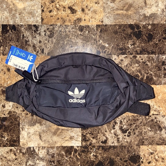 adidas Other - Adidas Fanny pack (new)